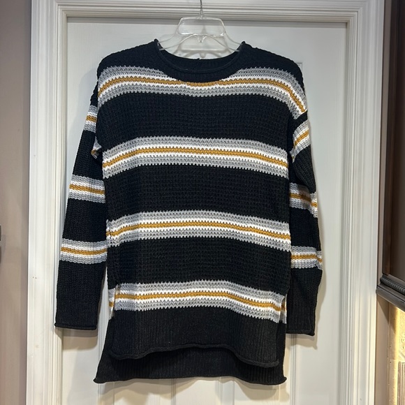 Hippie Rose Tunic Sweater - Picture 1 of 6